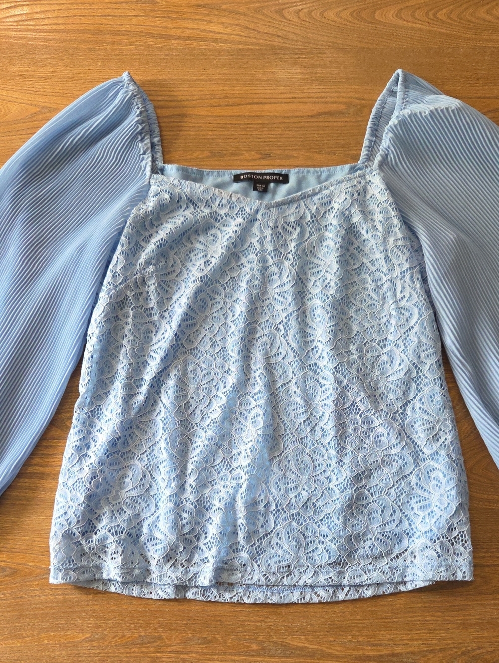 Boston Proper Pleated Sleeve Lace Knit Top Floral Blouse Blue